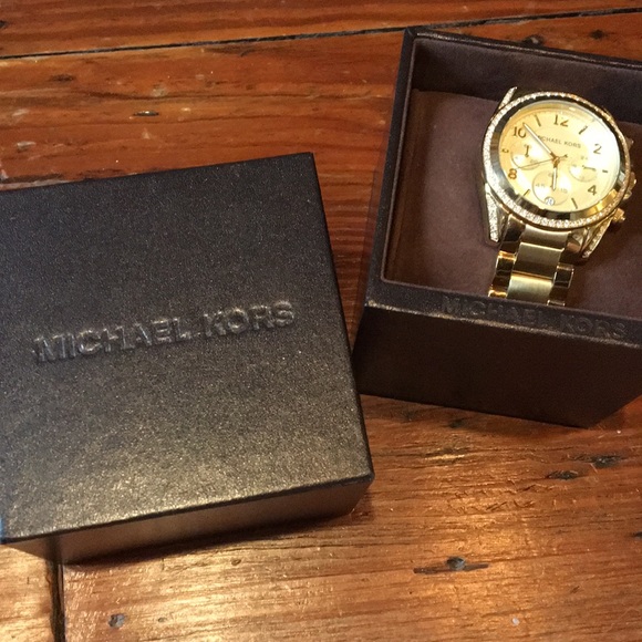 Micheal Kors Gold watch